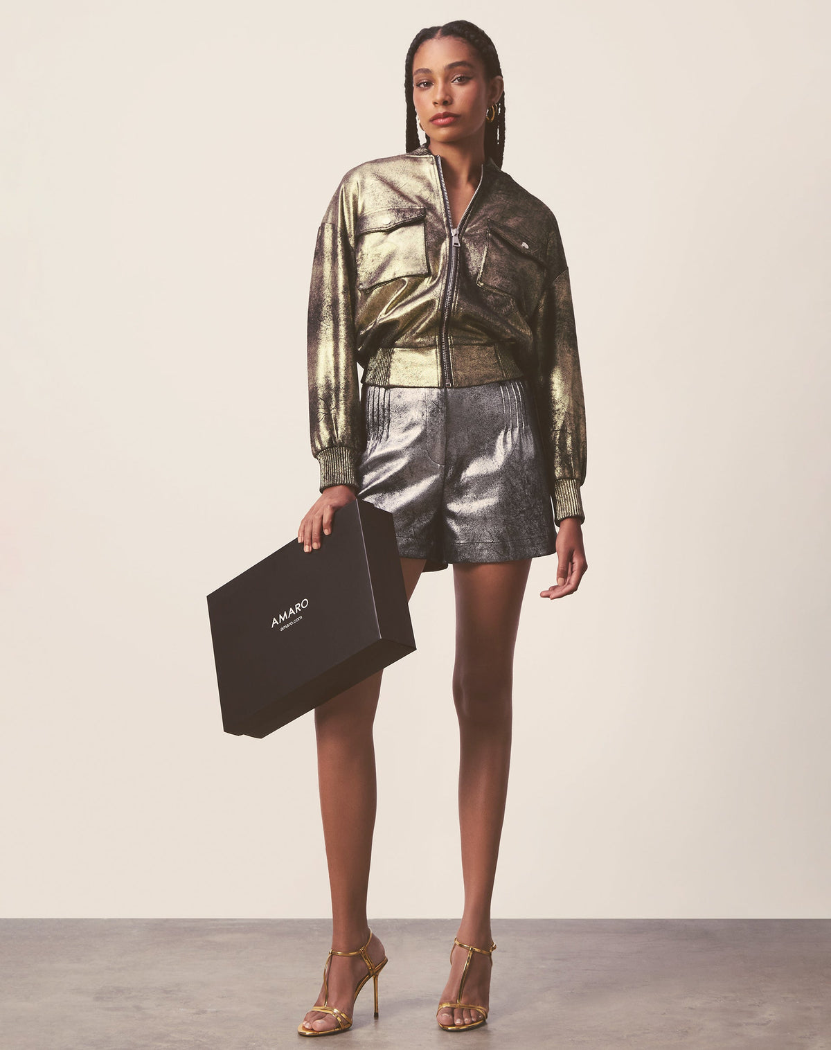 JAQUETA BOMBER METALIZADA - DOURADO