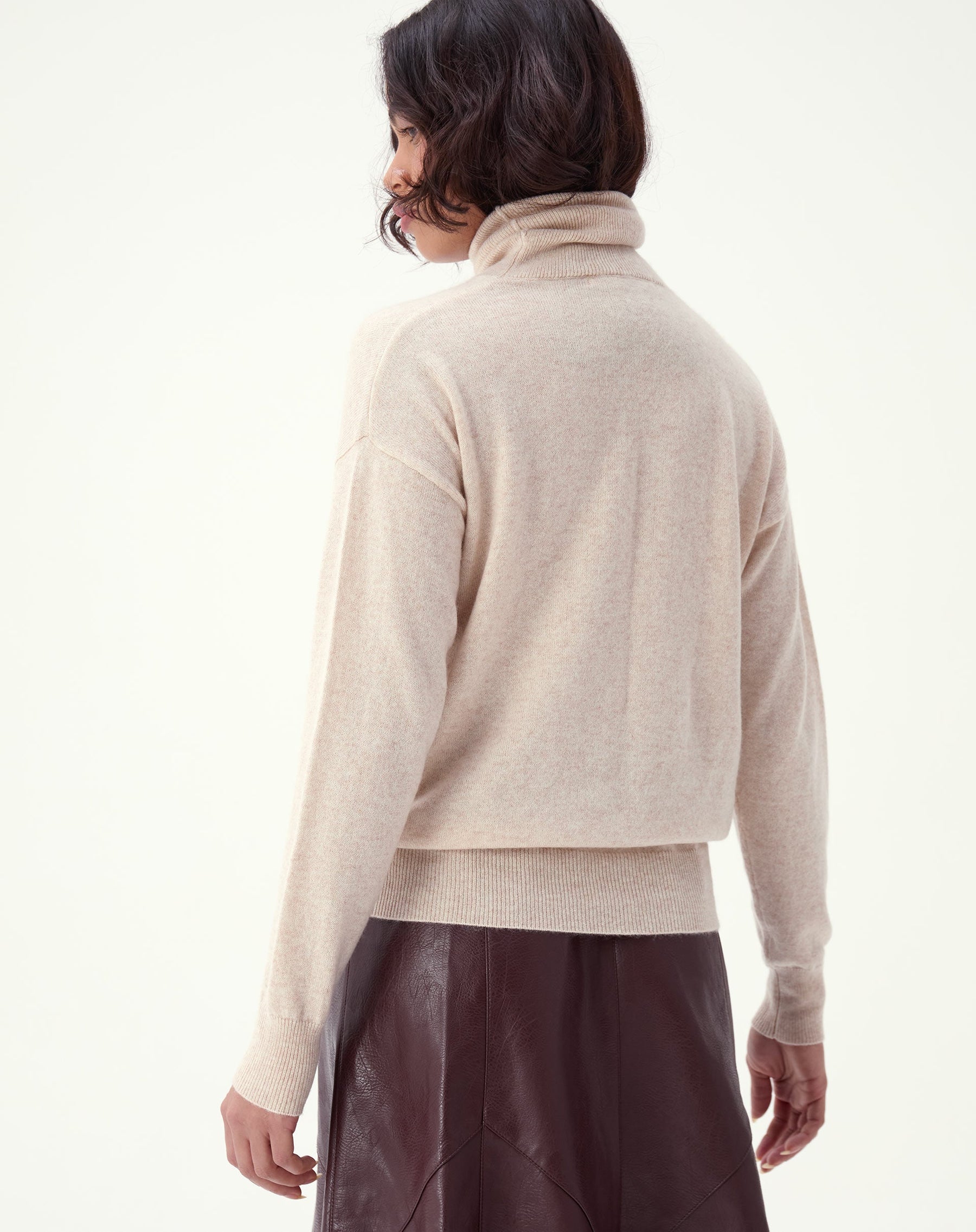 SUÉTER CASHMERE DELUXE GOLA ALTA  - AREIA