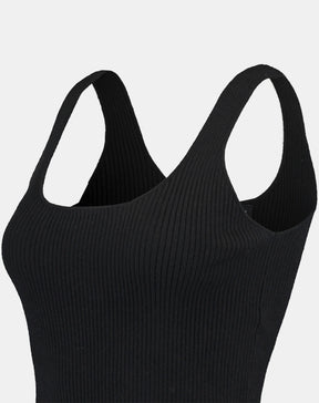 REGATA BÁSICA DECOTE U - PRETO