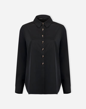 CAMISA ALONGADA COM FENDA - PRETO