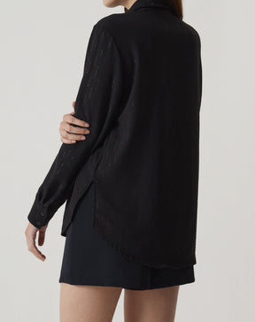 CAMISA MANGA LONGA BARRA ARREDONDADA - PRETO