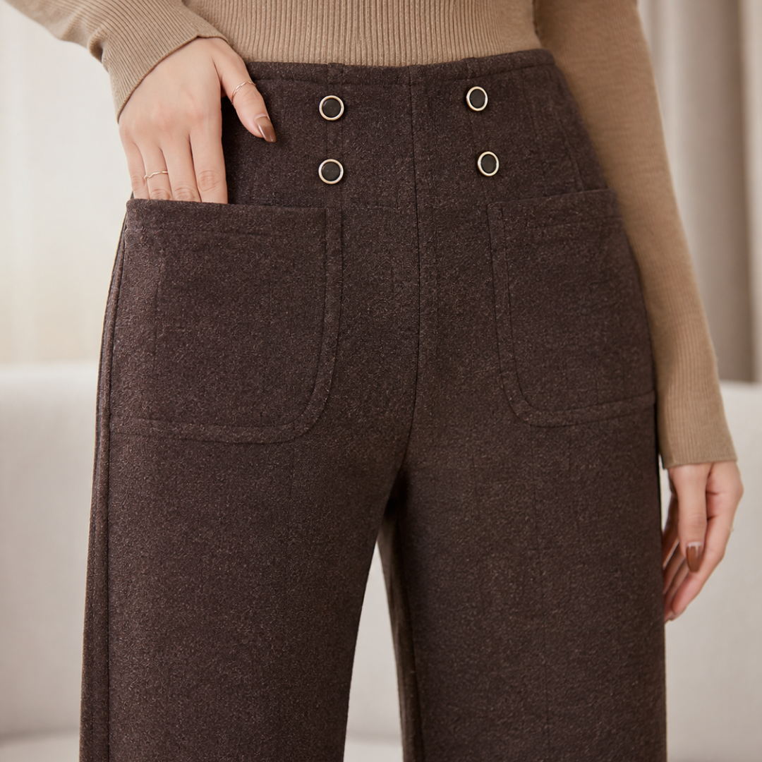 [Compre 2 e Leve 4!] Calça Lorena Feminina em Malha Encorpada de Algodão, Poliéster e Viscose de Cintura Alta + BRINDES: Bolsa e Cinto