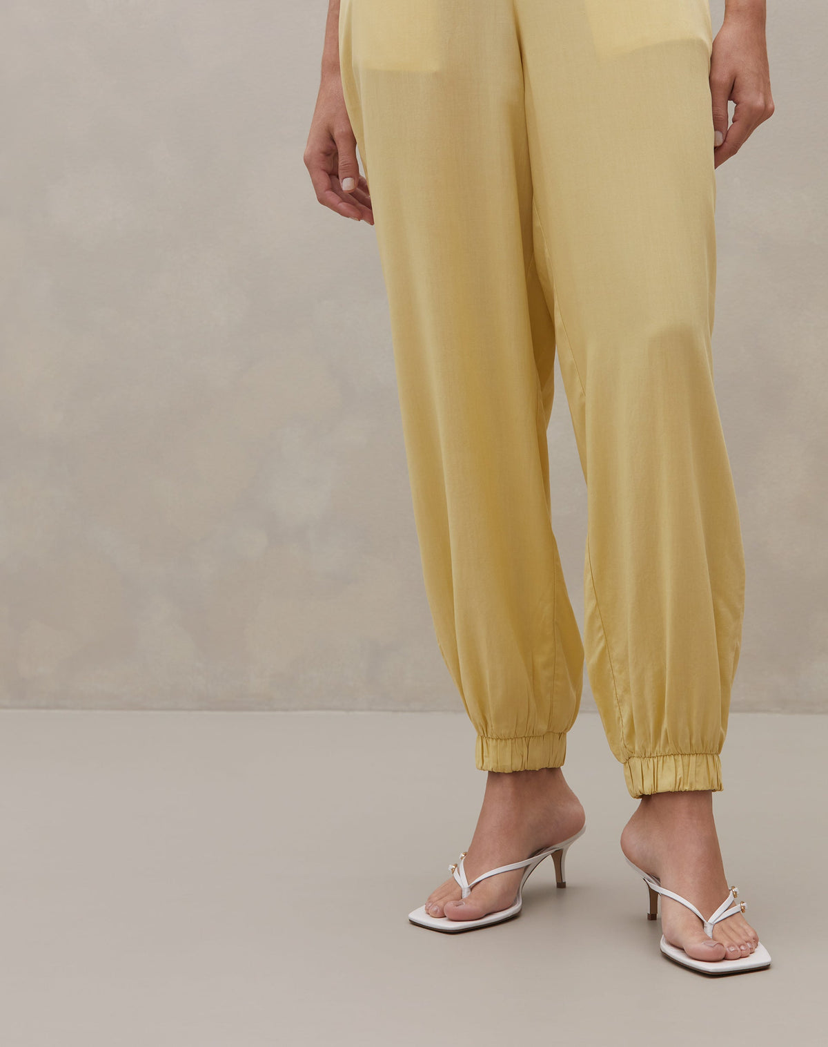 Calça Jogger Aladim - MANTEIGA