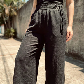 [Leve 4, Pague Só 2!] Calça Elora Feminina em Viscose Texturizada e Poliéster de Cintura Alta