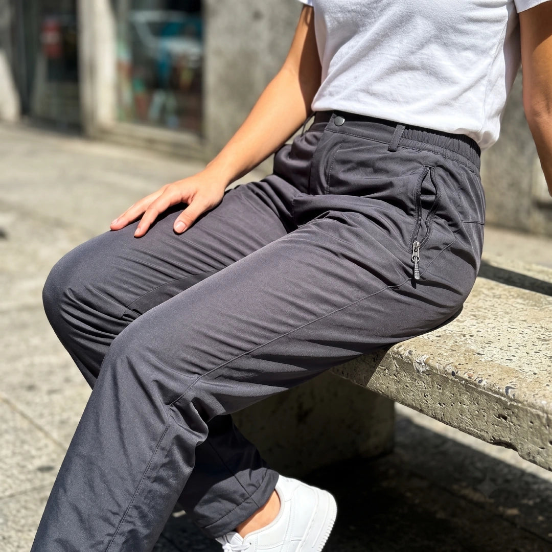 [Pague 2 e Leve 3] Calça Alura Feminina em Poliéster, Pelúcia Térmica e Elastano de Cintura Alta com Forro Acolhedor e Bolsos com Zíper