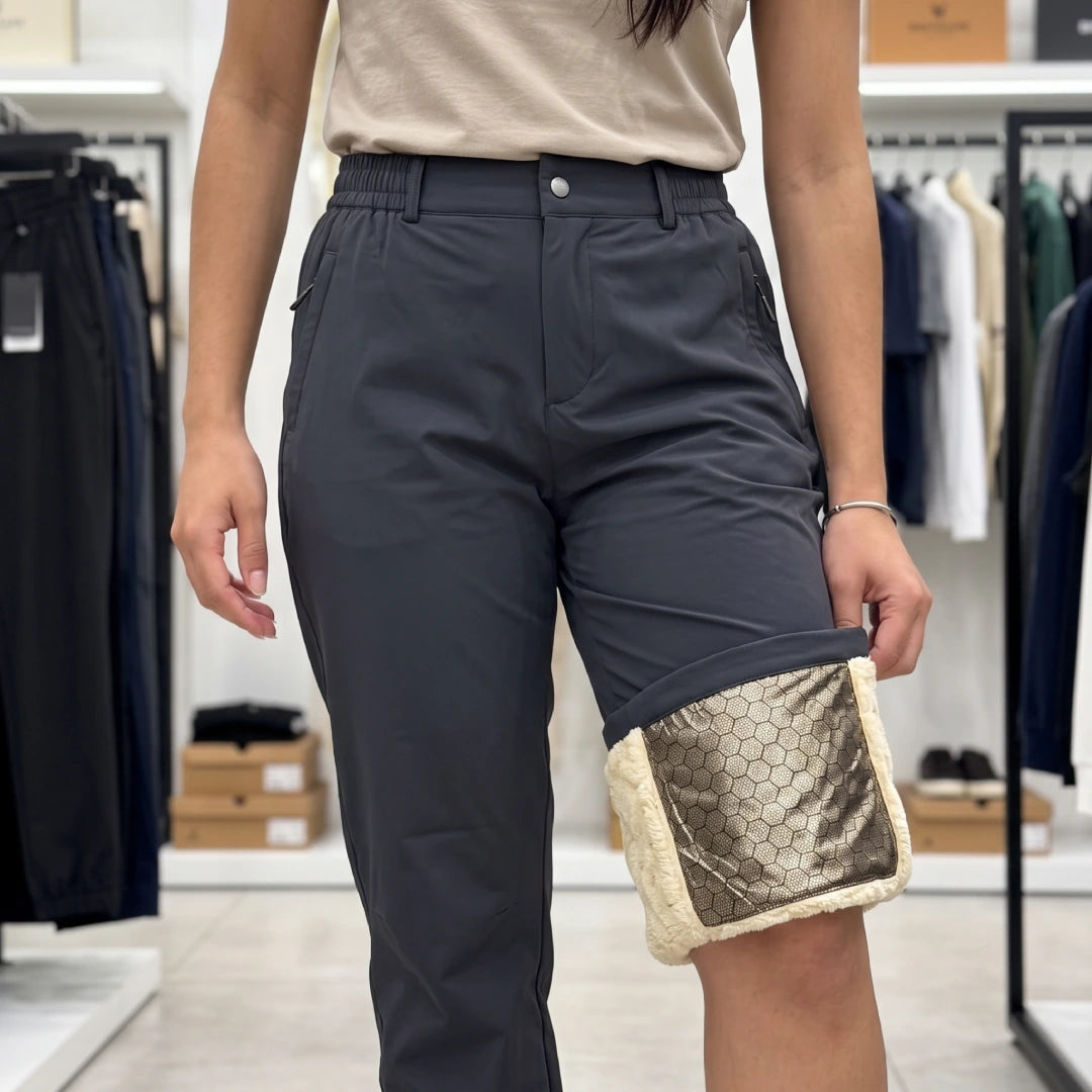 [Pague 2 e Leve 3] Calça Alura Feminina em Poliéster, Pelúcia Térmica e Elastano de Cintura Alta com Forro Acolhedor e Bolsos com Zíper