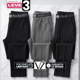 [Pague 2, Leve 3] Calça Elara Feminina em Malha Estruturada, Trama Jacquard e Pedrarias Brilhantes de Cintura Alta Modeladora com Cós Geométrico Decorativo